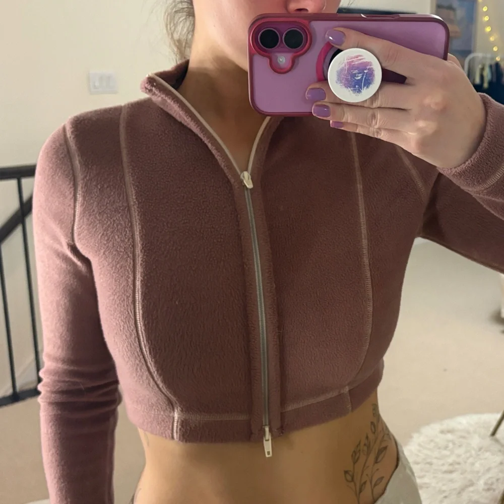 Urban Outfitters | Pink Cropped Zip-Up Long Sleeve | Size S - Picture 3 of 3